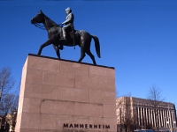 Mannerheim och riksdagshuset, Helsingfors